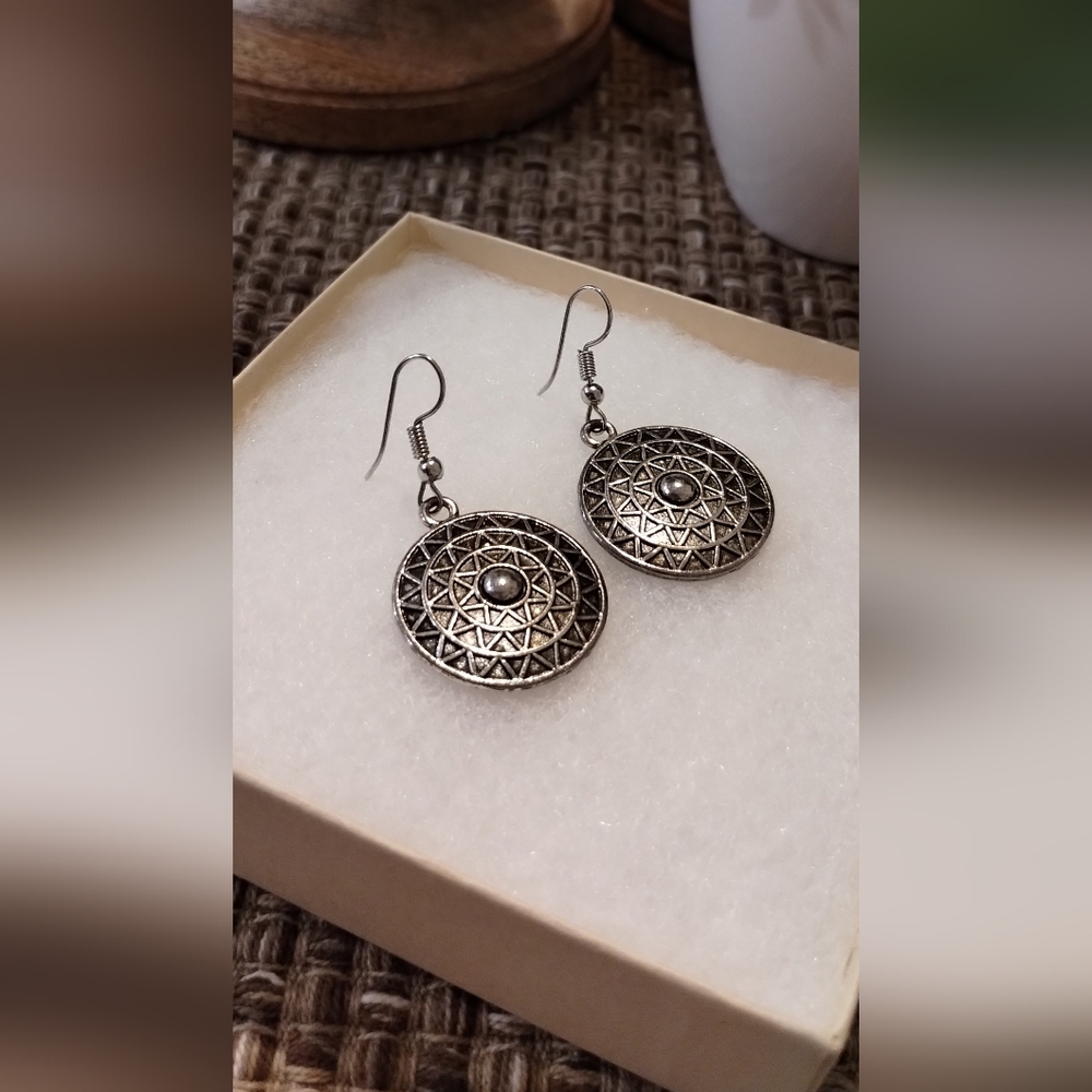Antique Silver Geometric Disc Drop Earrings - Women Jewelry